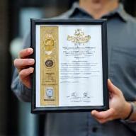 Icon representing adherence to certified quality standards